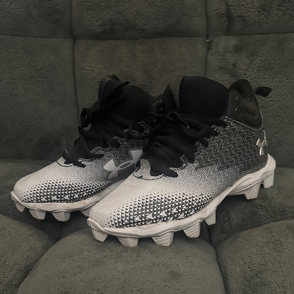 Under Armour Kids' Black and White Football Cleats